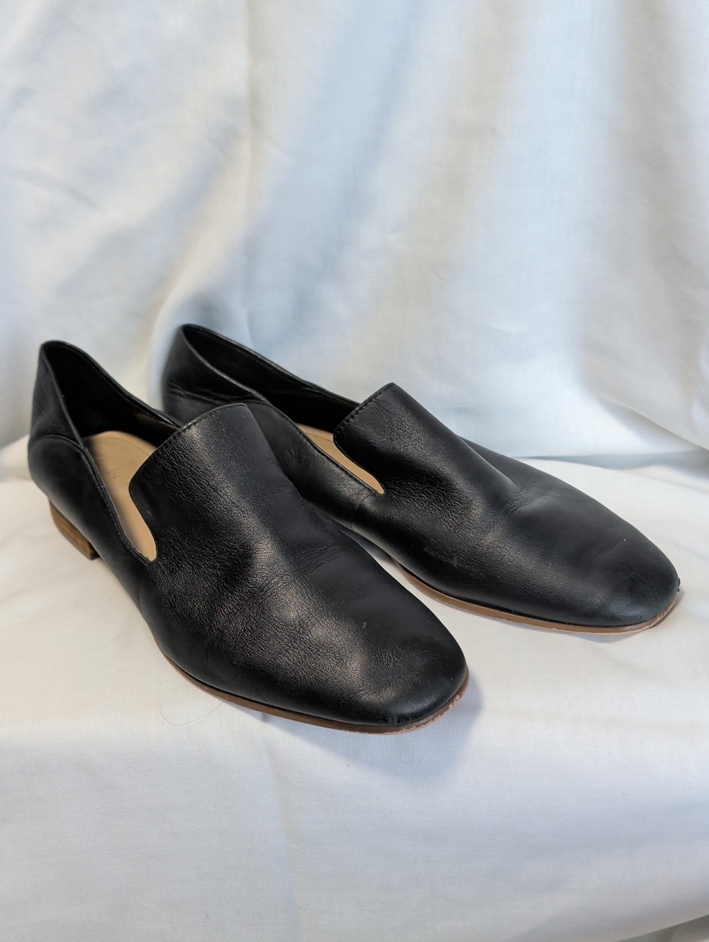Clarks Black Leather Slip-On Loafers Casual Career Every Day Wear